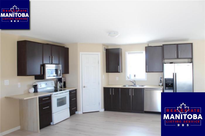 Property 14 Gagnon Bay img1