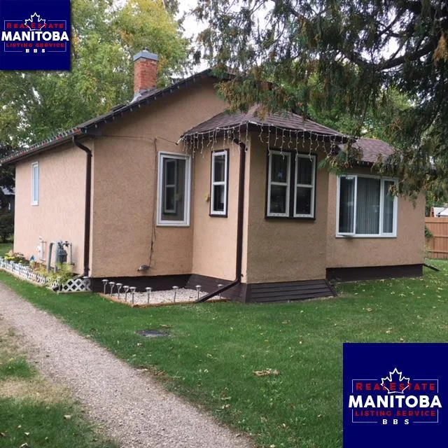 421 Fourth Ave, Neepawa