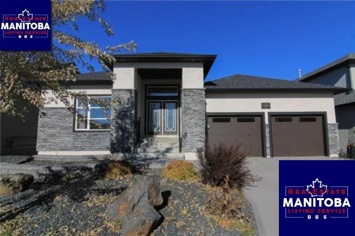 213 Oak Lawn Rd, Winnipeg