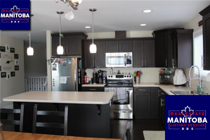 Property 329 Laverne Ave E img1