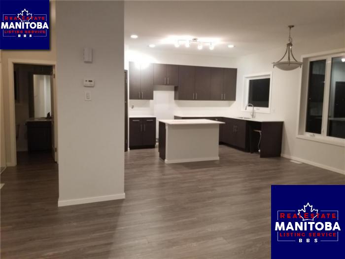 Property 158 Edge Park Cr img1