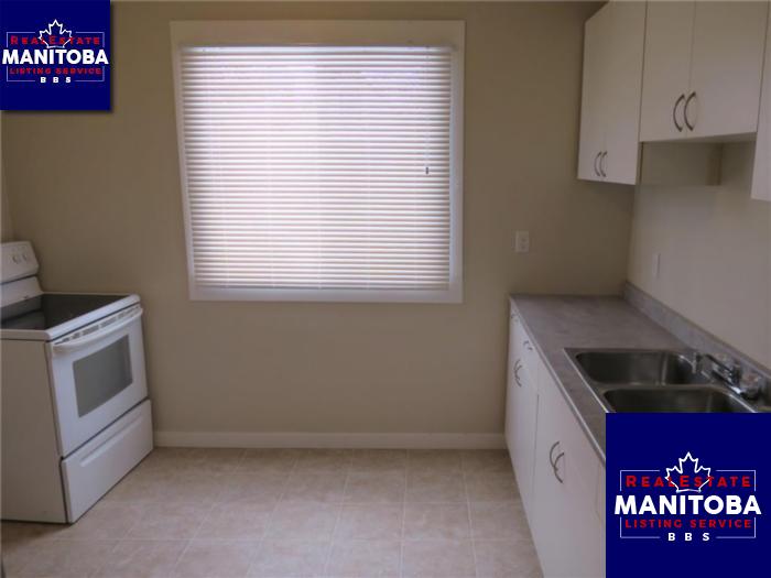 Property 462 Boyd Ave img1