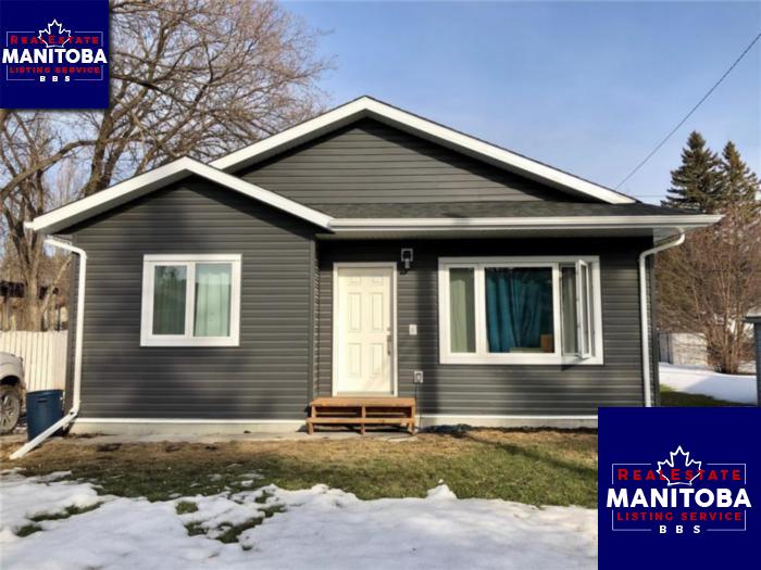438 Stephen St, Boissevain, Manitoba House Bungalow property for sale