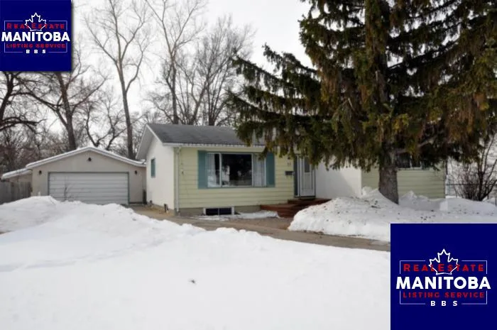 71 Belcourt Bay, Winnipeg