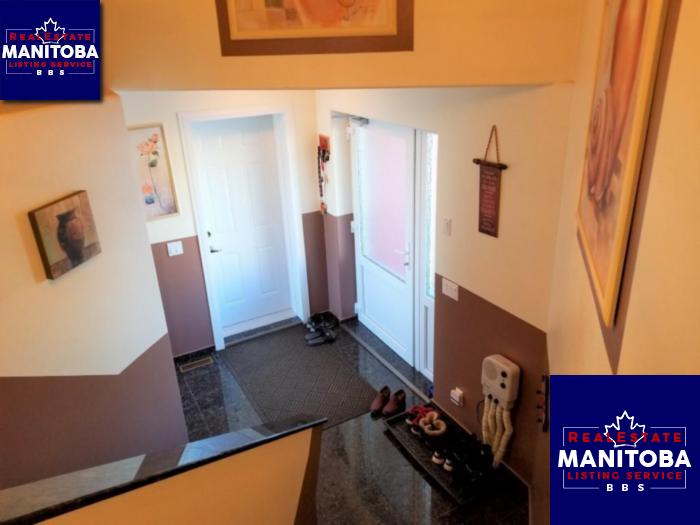 Property 16 Mustang Bay img1