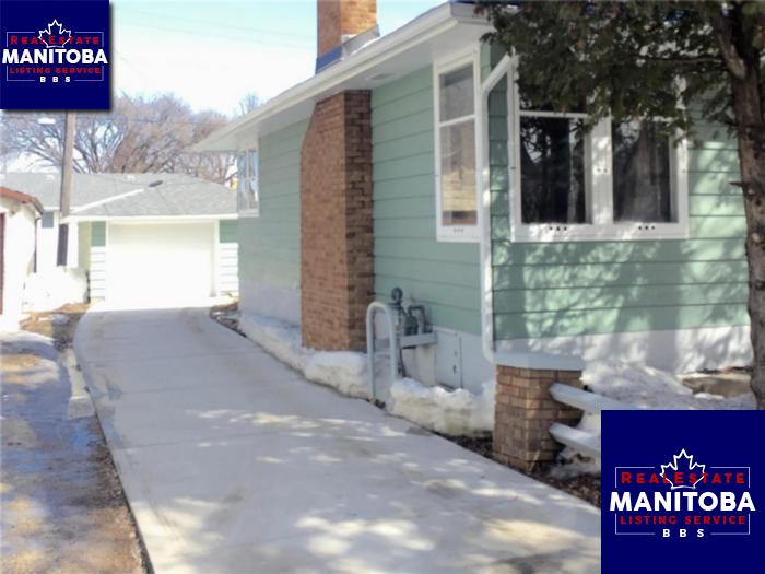 Property 979 Talbot Ave img1