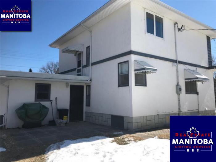 Property 525 Oak Ave img1