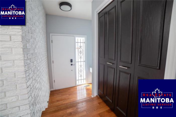 Property 17 Christopher Cove img1