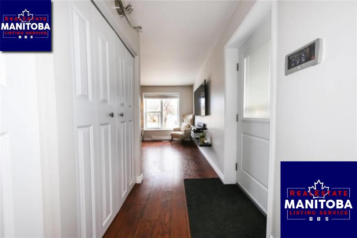 Property 30 Mount Auburn Bay img1