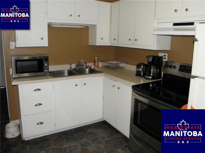 Property 351 Des Meurons St img1