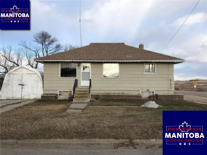 302 Johnson St, Boissevain
