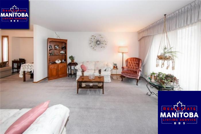 Property 85 Regal Ave img1