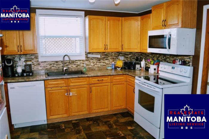 Property 17 6th Ave Nw img1