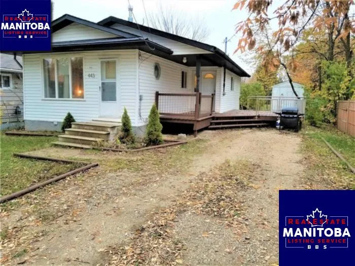 443 Hospital St, Steinbach
