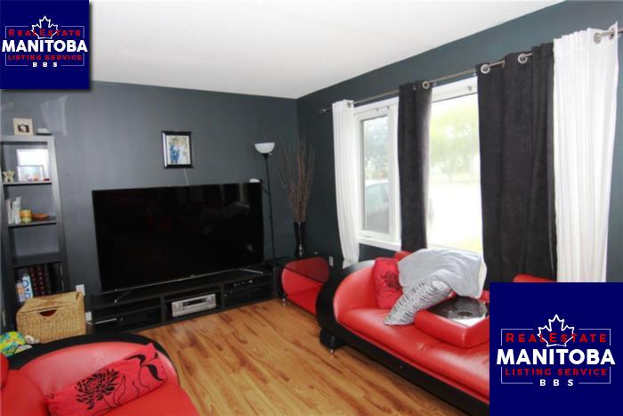 Property 2183 Ness Ave img1