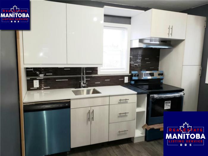 Property 955 Selkirk Ave img1