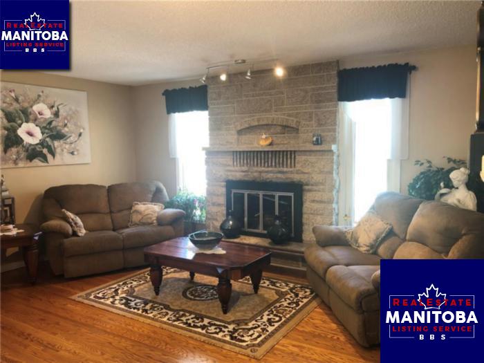 Property 14 Keats Way img1