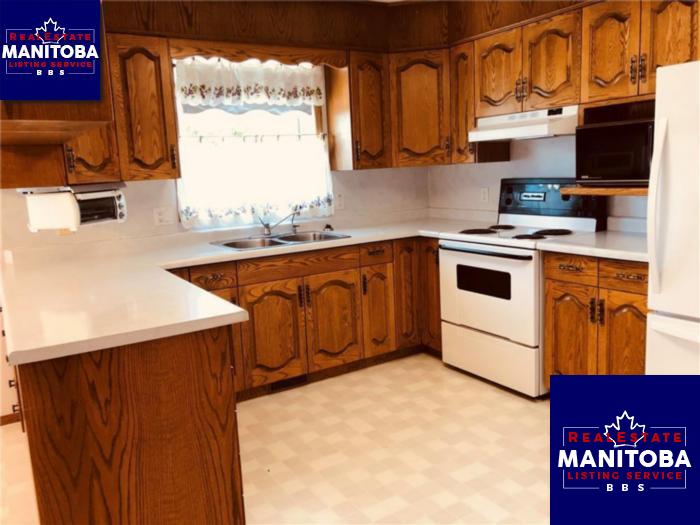 54 Newton Bay, Roblin, Manitoba House Bungalow property for sale