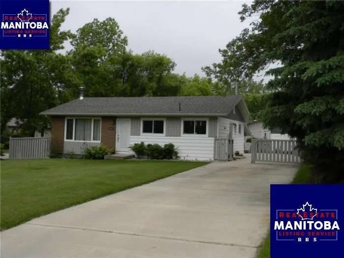 384 Lilly St, Neepawa