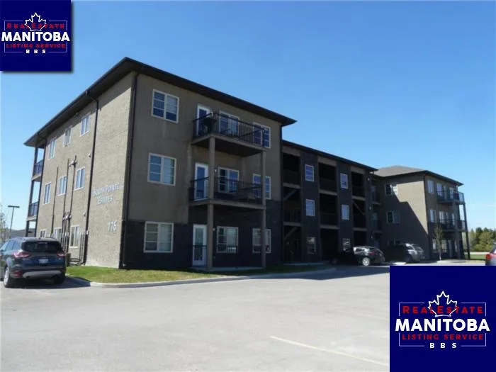 103 176 Chapel Dr, Steinbach