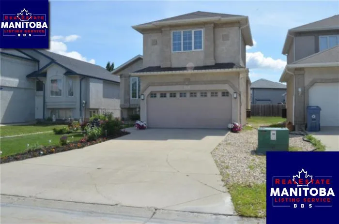 124 Lindmere Dr, Winnipeg