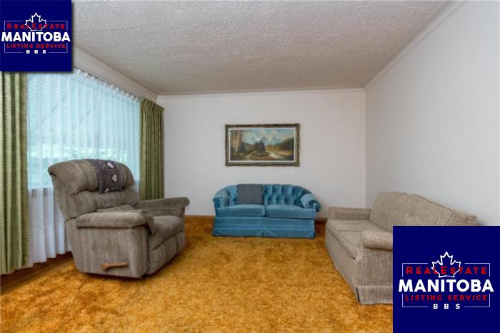 Property 919 Selkirk Ave img1