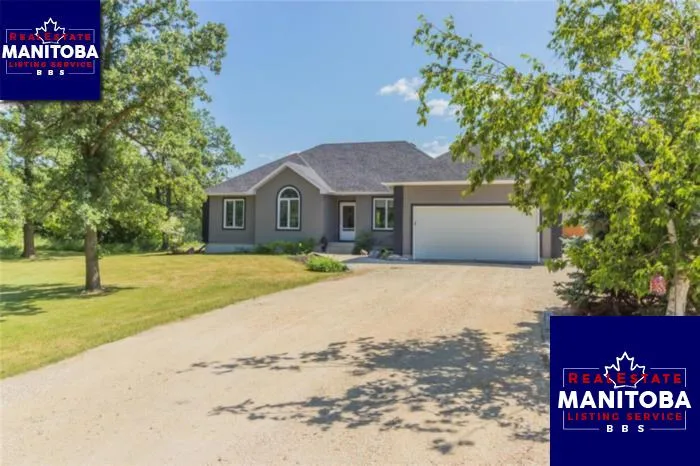 31 Poplar Dr, Stonewall