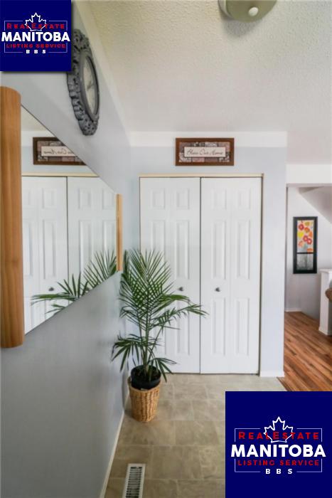 Property 17 Gallagher Ave W img1