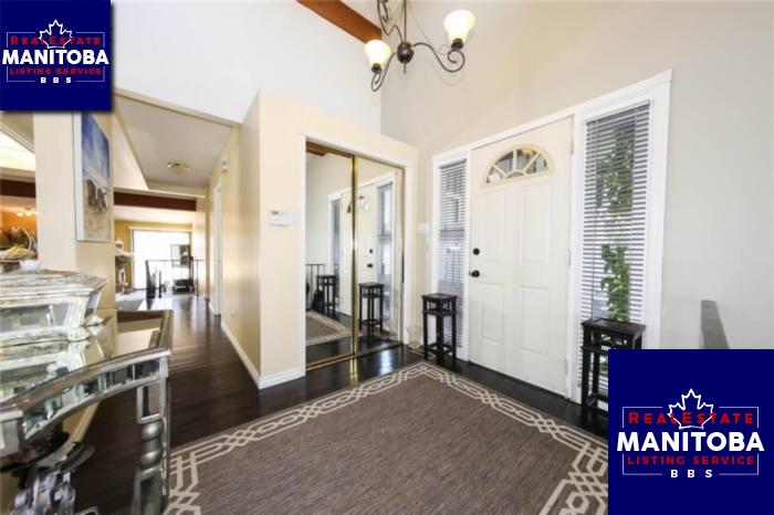 Property 67 Queensway Cr img1