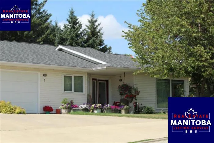 1 326 Brown Ave, Neepawa