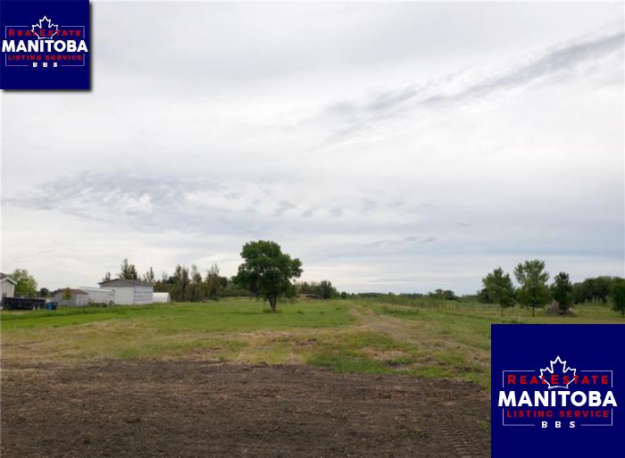 Property 4879 Henderson Hwy img1