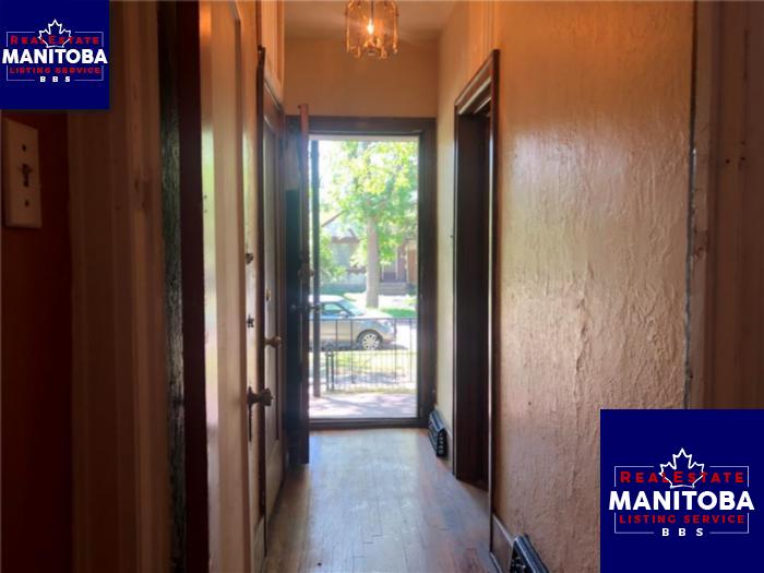 Property 345 Boyd Ave img1