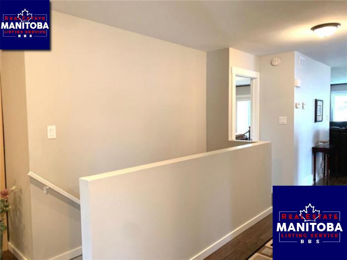 Property 4 Parkside Pl img1