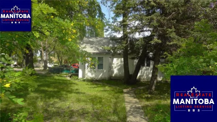 330 Hamilton St, Neepawa