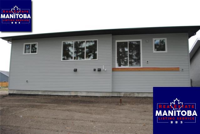 Property 27 Mellco Dr img1