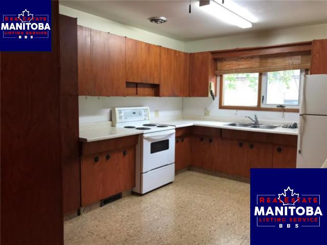 Property 226 Fox Ave img1