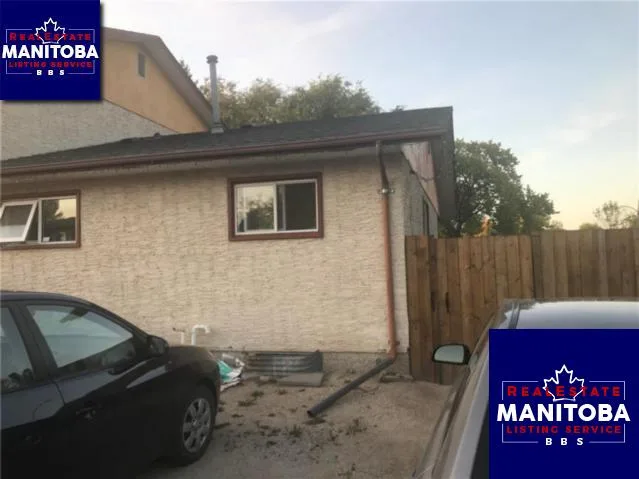 1990 Burrows Ave, Winnipeg