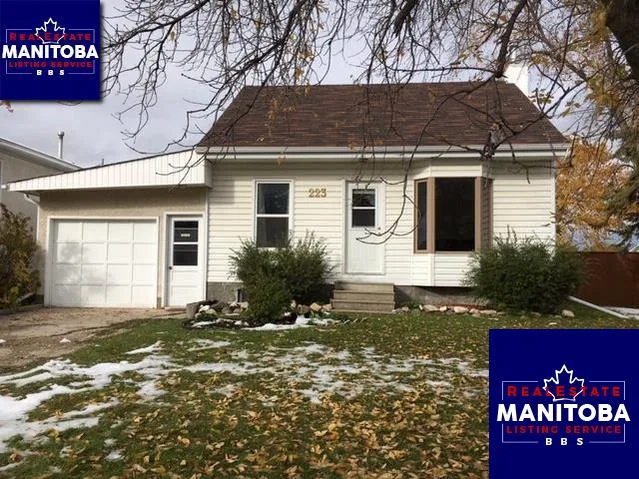 223 Stonebridge Xing, Steinbach