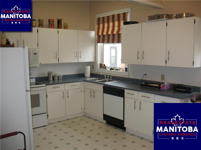 Property 50 Willow Dr img1