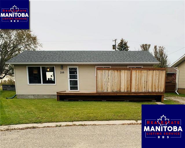 Property 240 Centennial Cr Main image