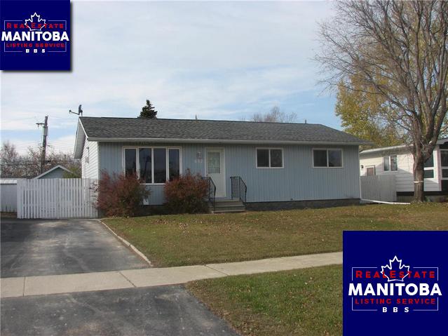 Property 852 Hogan Ave S Main image