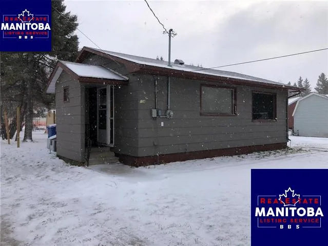 138 2nd Ave Ne, Roblin