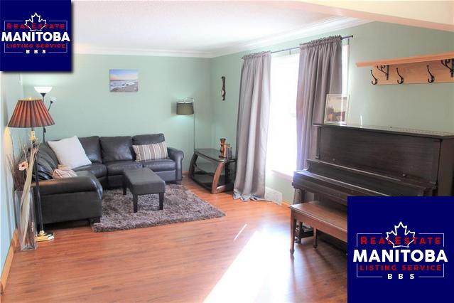 Property 34 Riley Cr img1