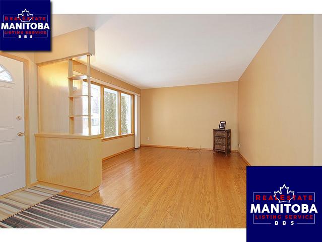 Property 712 Rosseau Ave W img1