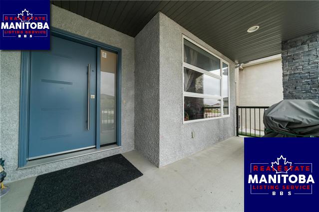 Property 10 Yorkvalley Way img1