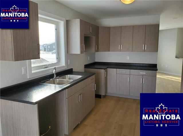 Property 42 Rue Des Pigeons St img1