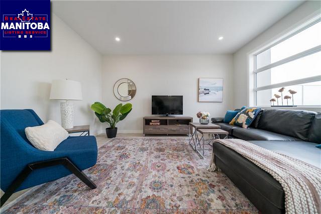 Property 91 Grey Heron Dr img1