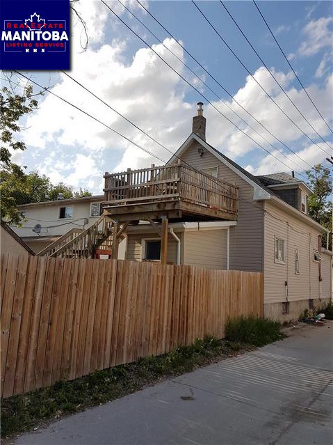 Property 676 Wellington Ave img1