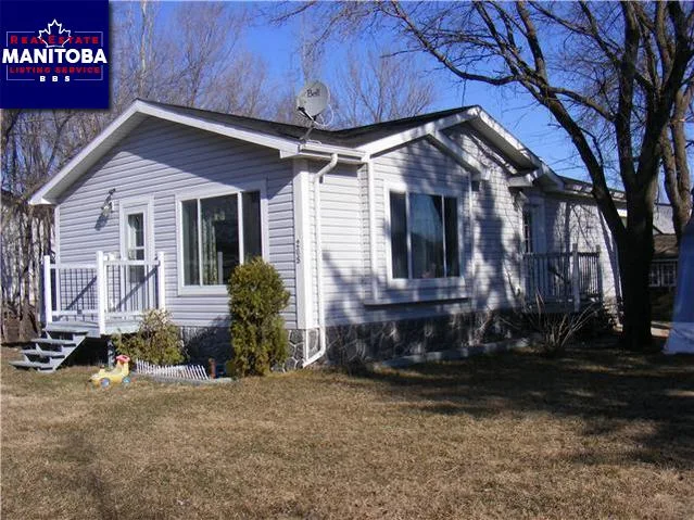 205 Kennedy St W, Morris