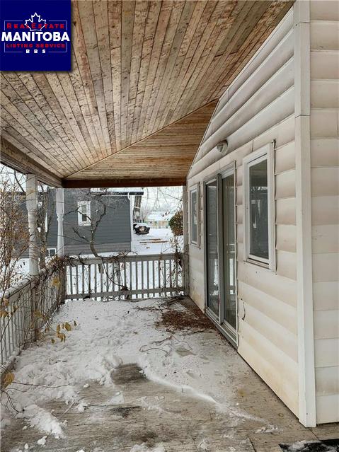 Property 317 Boyne Ave E img1